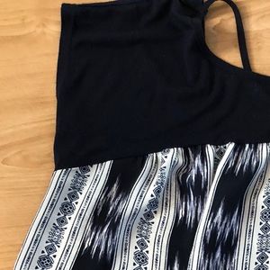 Light and flowy Navy blouse XL